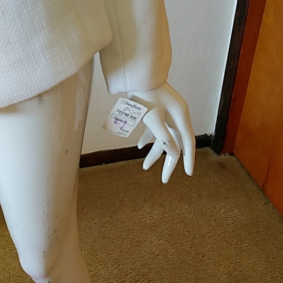 Jacket - Picture 3 of 4